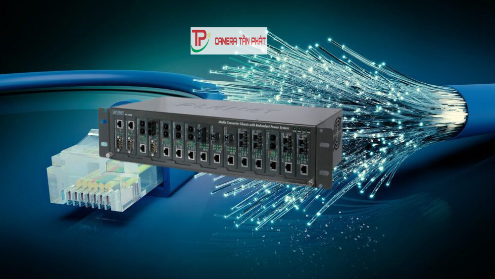 Bo chuyen doi quang dien la gi